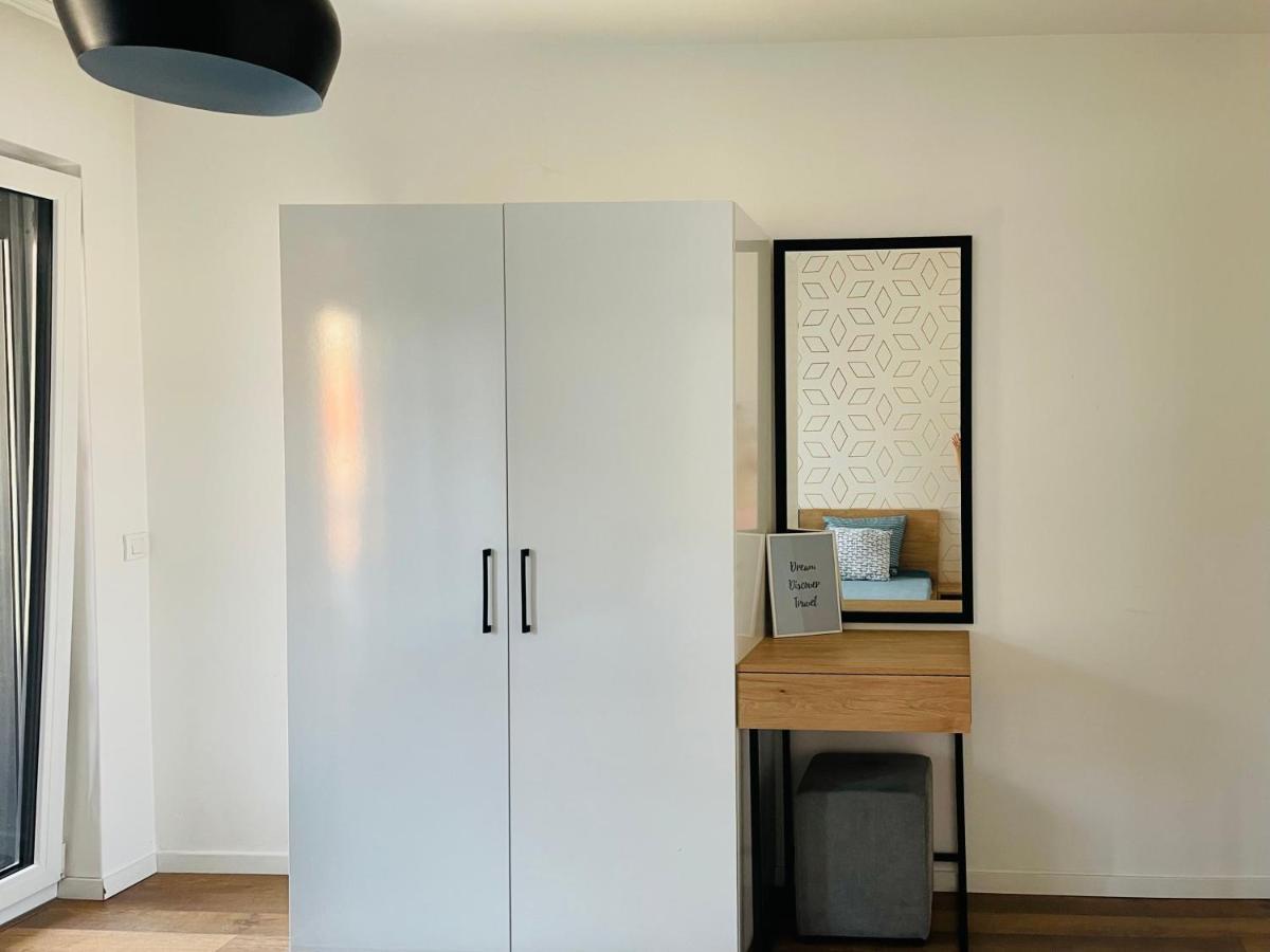 Tower Apartment Pristina Extérieur photo