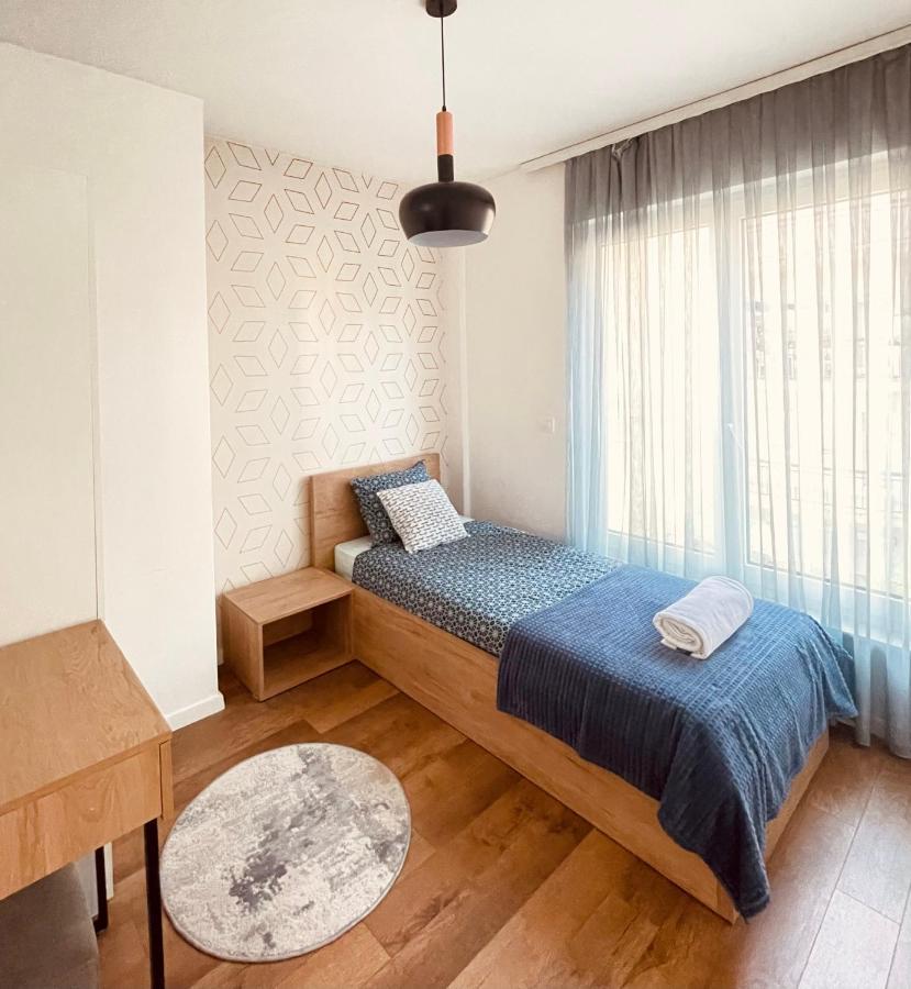Tower Apartment Pristina Extérieur photo